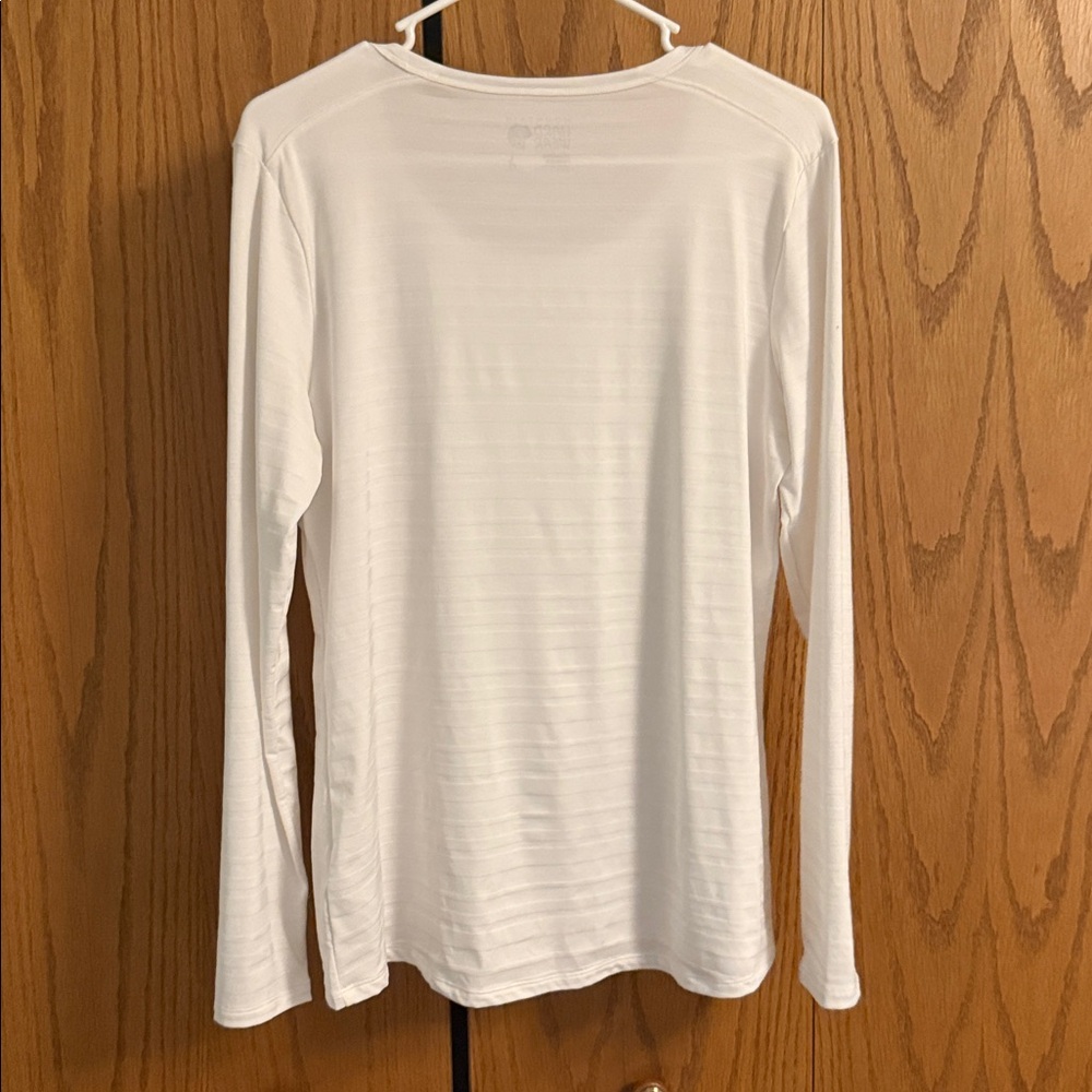 Mountain Hardwear White Women's Top - Picture 3 of 3